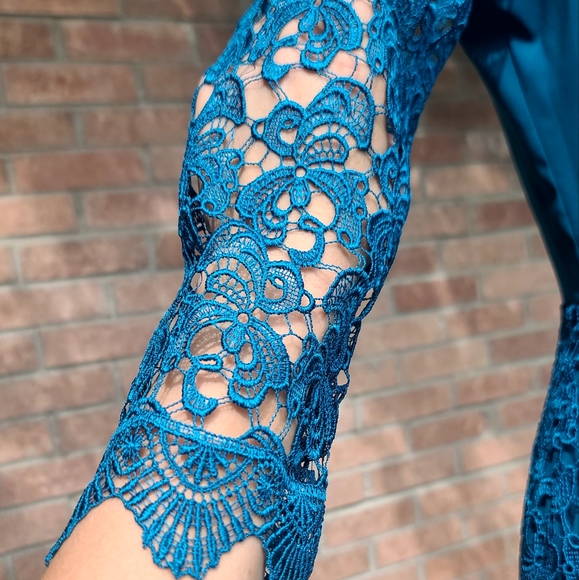 Antonio Melani aqua lace dress - Picture 3 of 8